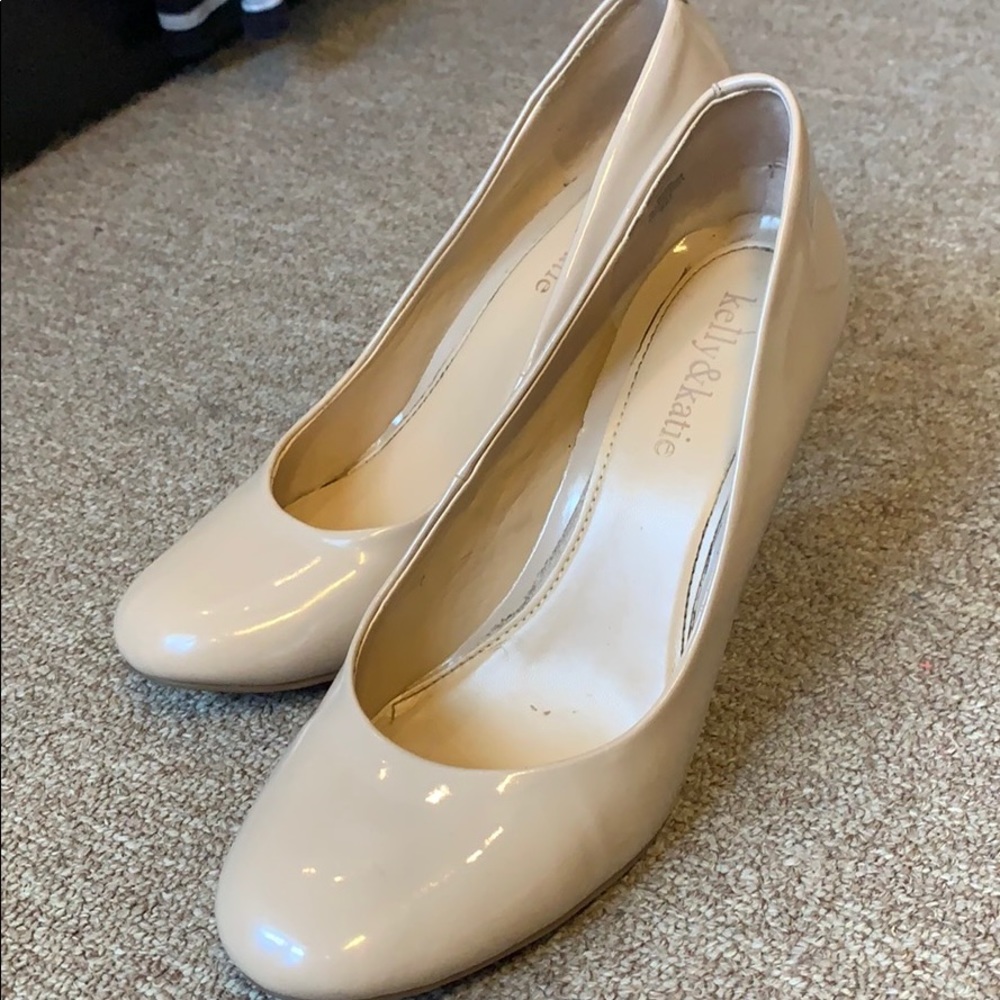 Kelly & Katie Pump